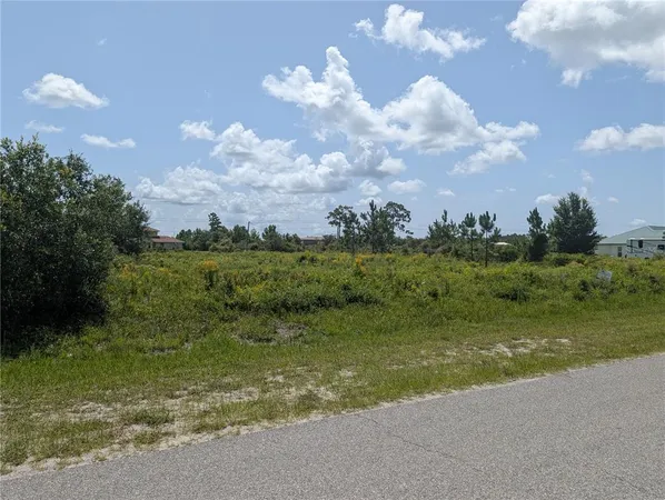 $21,900 | 96 Desoto Avenue, Frostproof, FL 33843