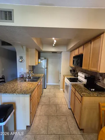 $1,800 | 1861 Montana Vista, Unit A, Lake Havasu City, AZ 86403