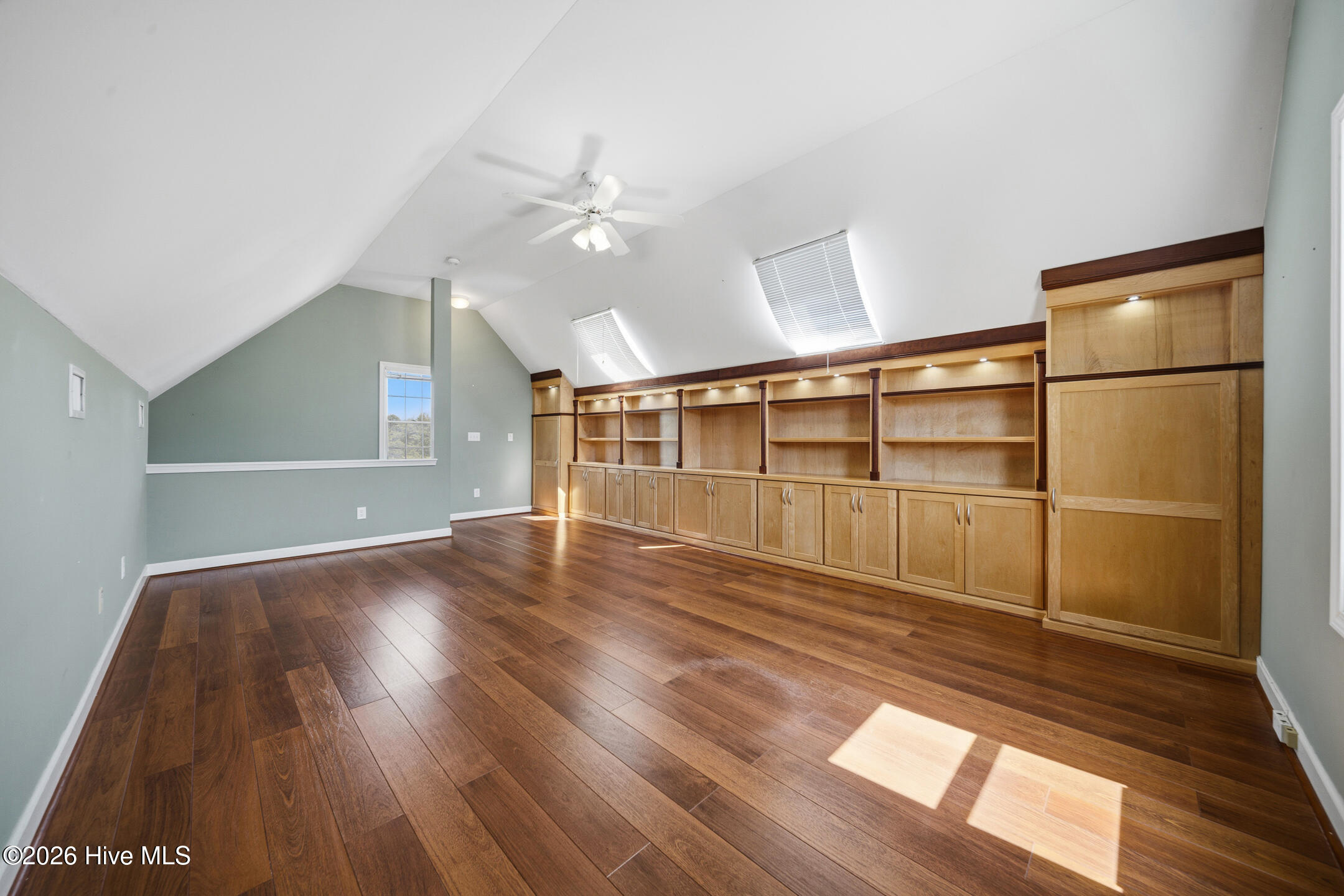 117 Middle Point Road Hampstead, NC 28443 - Photo 50 of 84 Bonus Room with Built-ins