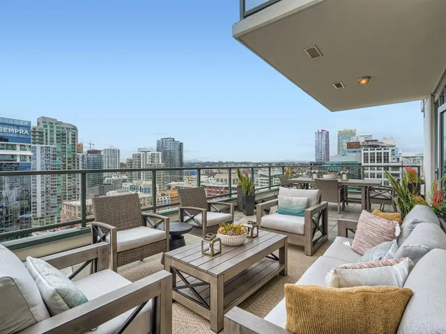 $6,995 | 325 7th Avenue, Unit 2101, San Diego, CA 92101