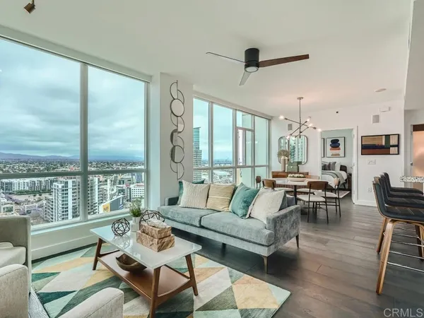 $6,995 | 325 7th Avenue, Unit 2101, San Diego, CA 92101