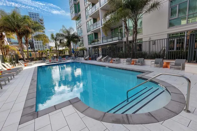 $6,995 | 325 7th Avenue, Unit 2101, San Diego, CA 92101