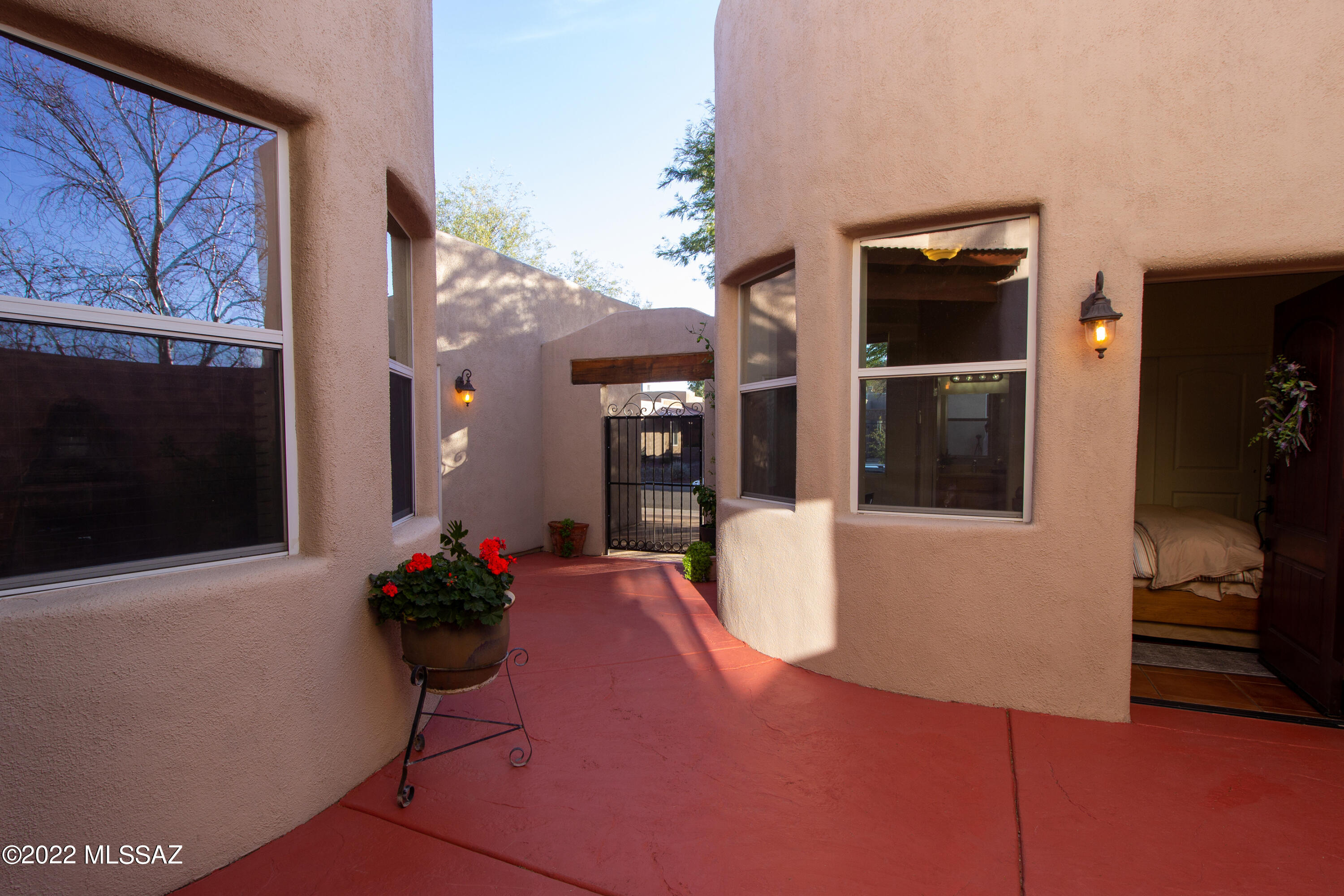 281 Circulo Bellagio Rio Rico, AZ 85648 - Photo 14 of 50