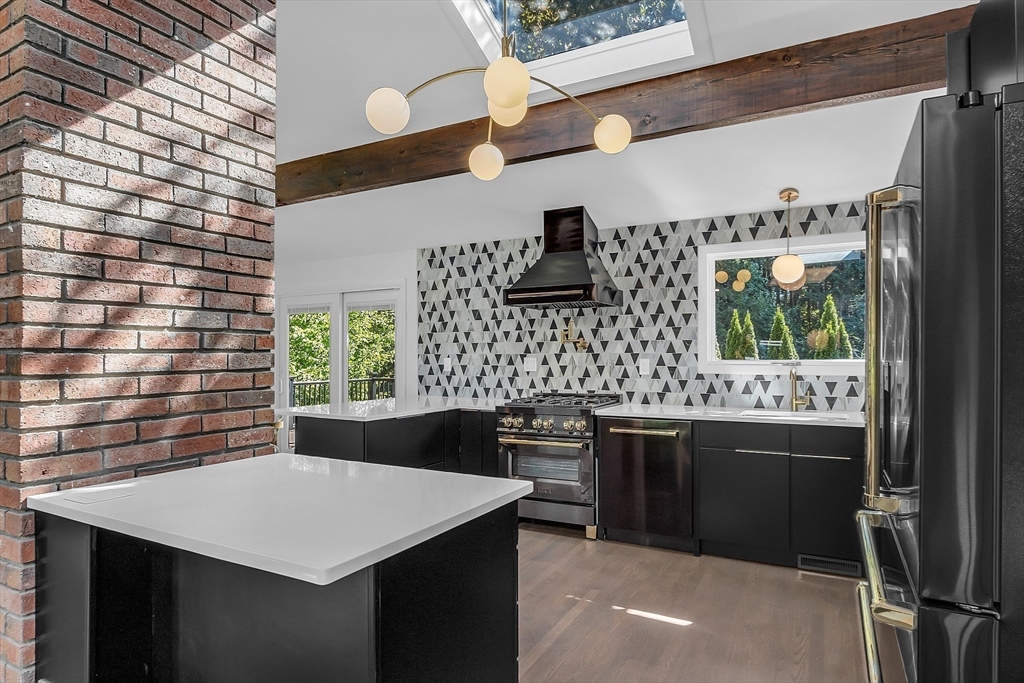 6 Beaver Place Billerica, MA 01821 - Photo 12 of 42