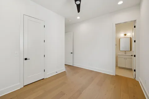 $999,999 | 102 Cardiff Dr Spring Hill North, Thompson's Station, TN 37179