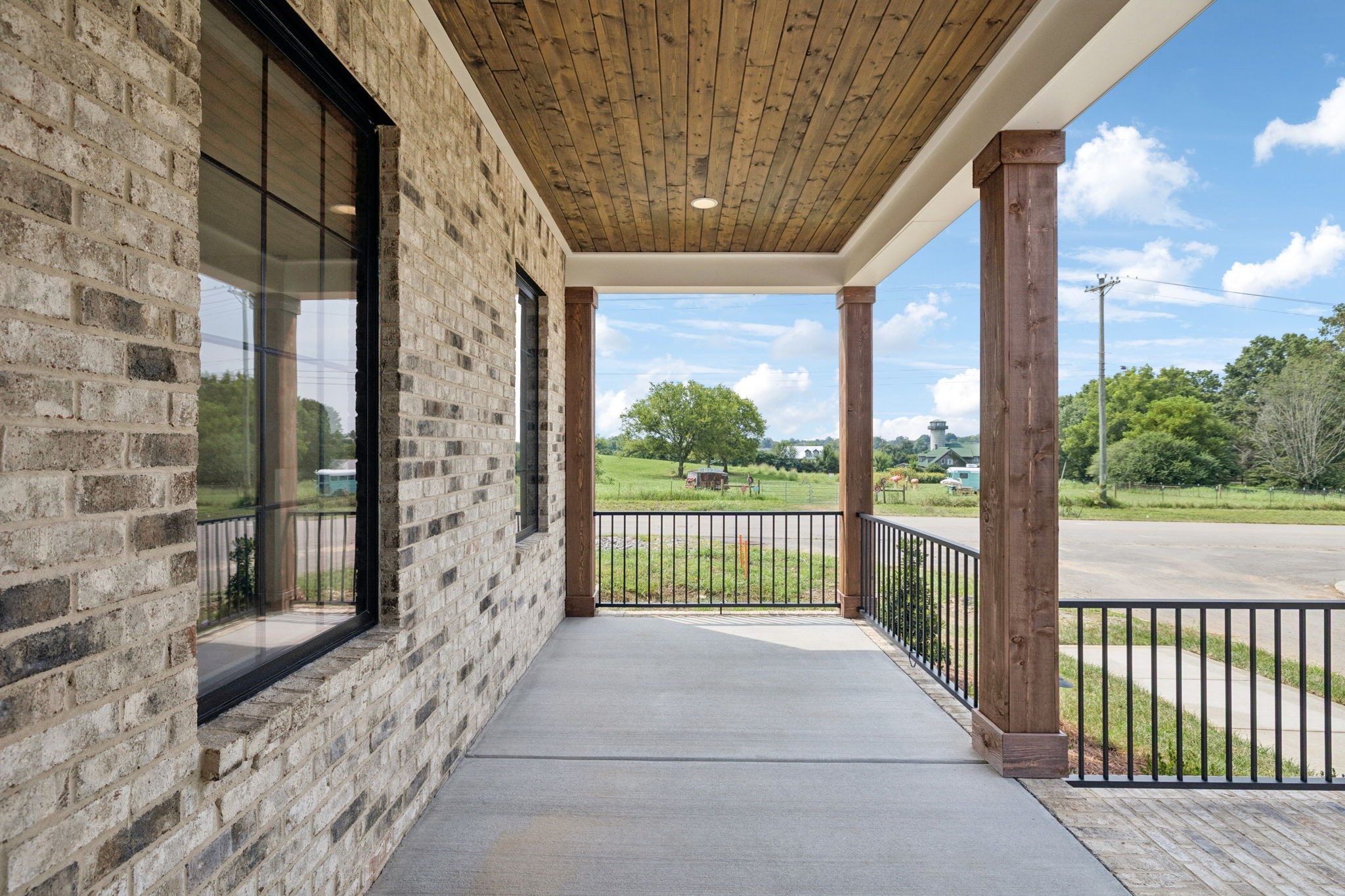 102 Cardiff Dr Spring Hill North Thompson's Station, TN 37179 - Photo 7 of 67