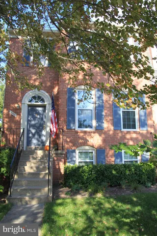 $730,000 | 4026 Nicholas Court, Fairfax, VA 22033