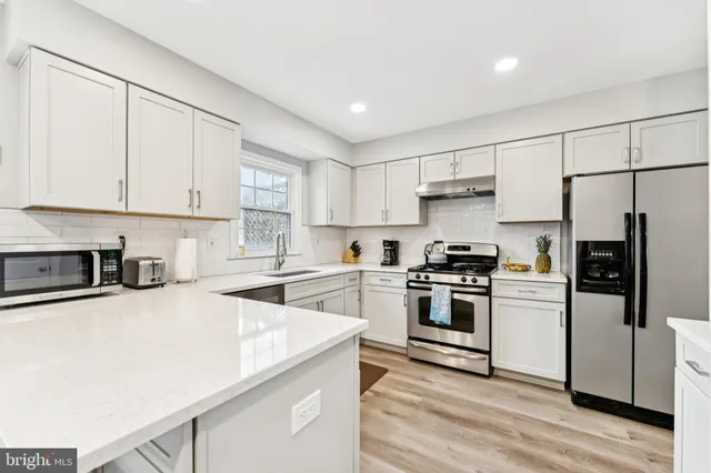 $730,000 | 4026 Nicholas Court, Fairfax, VA 22033