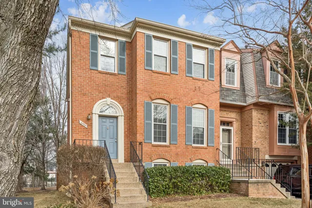 $730,000 | 4026 Nicholas Court, Fairfax, VA 22033