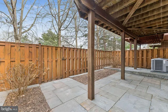 $730,000 | 4026 Nicholas Court, Fairfax, VA 22033