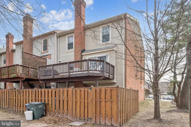 $730,000 | 4026 Nicholas Court, Fairfax, VA 22033