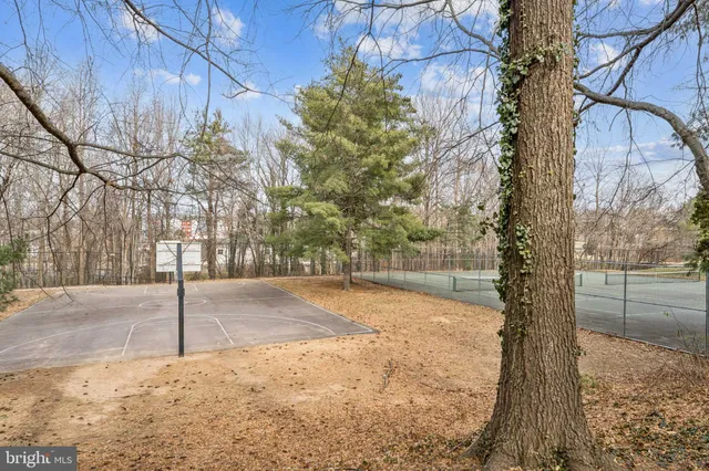 $730,000 | 4026 Nicholas Court, Fairfax, VA 22033