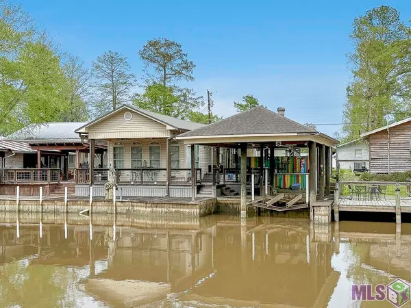 $230,000 | 22460 Chinquapin Avenue, Maurepas, LA 70449