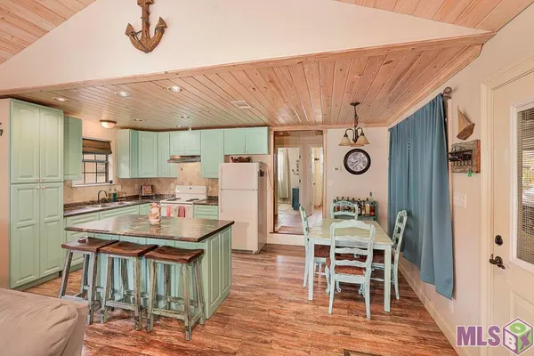 $230,000 | 22460 Chinquapin Avenue, Maurepas, LA 70449