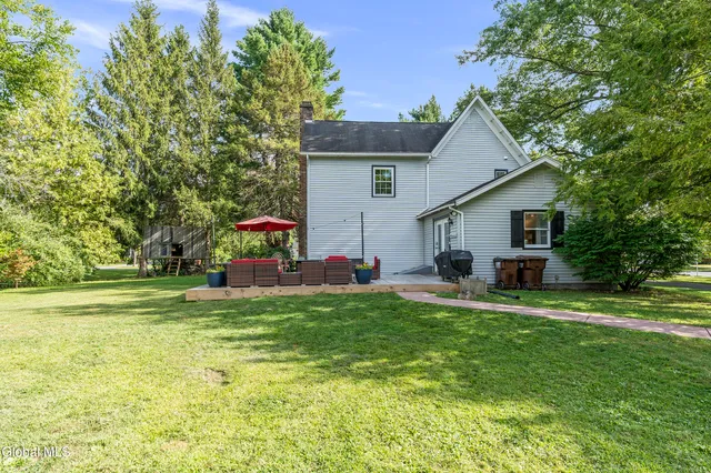 $550,000 | 91 Orchard Street, Bethlehem, NY 12054