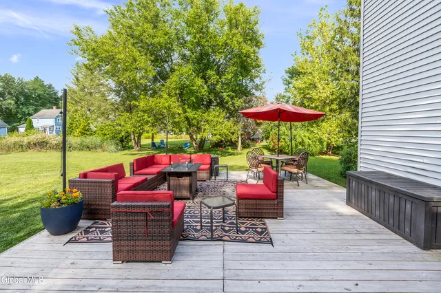 $550,000 | 91 Orchard Street, Bethlehem, NY 12054