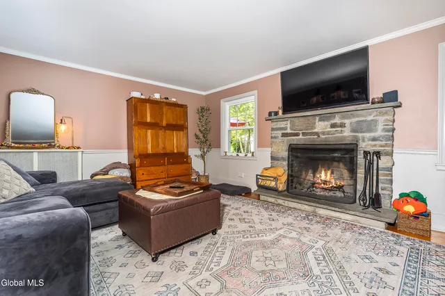 $550,000 | 91 Orchard Street, Bethlehem, NY 12054