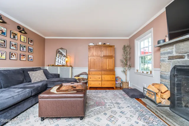 $550,000 | 91 Orchard Street, Bethlehem, NY 12054