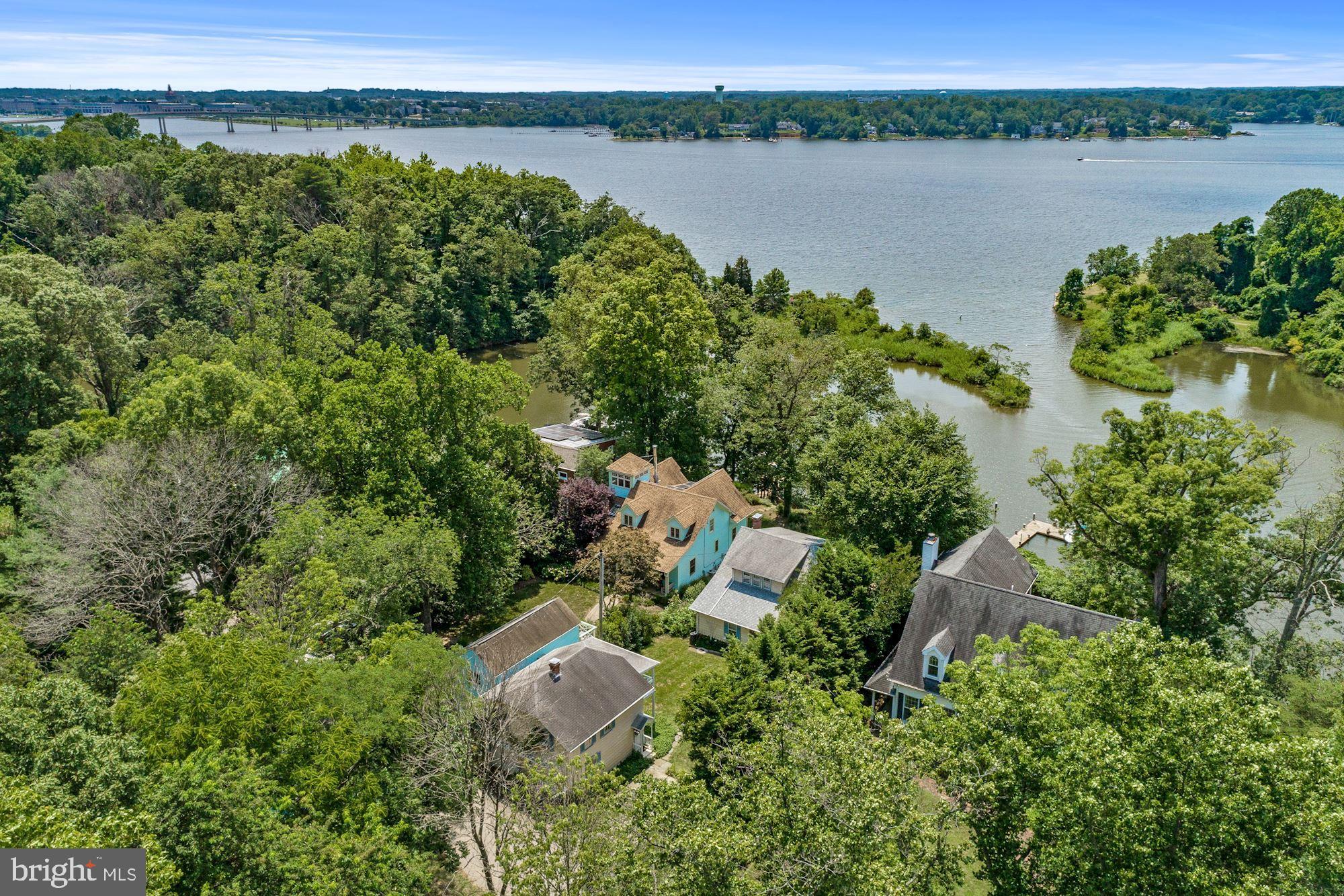 10 West Severn Ridge Road Annapolis, MD 21409 - Photo 11 of 31 View showing Brown's Pond opening to the Severn