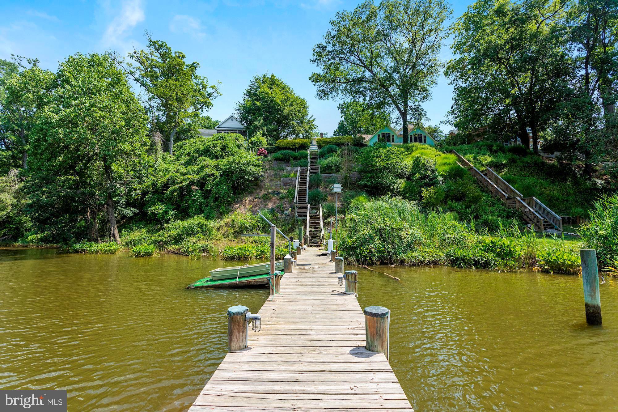 10 West Severn Ridge Road Annapolis, MD 21409 - Photo 5 of 31 Pier and stairs leading up to the house