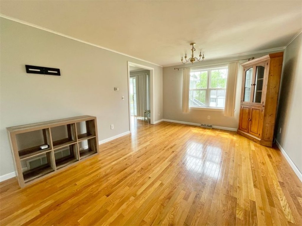 6439 Sharon Drive Sennett, NY 13021 - Photo 11 of 39 Dining room / Living room