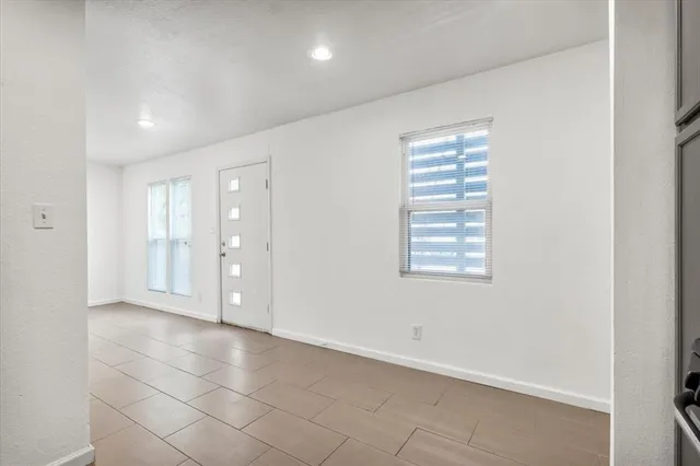 $1,250 | 3464 Willowrun Drive, Unit B, Austin, TX 78704