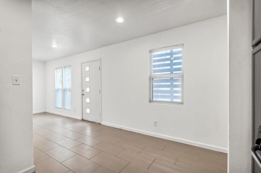 3464 Willowrun Drive, Unit B Austin, TX 78704 - Photo 7 of 15