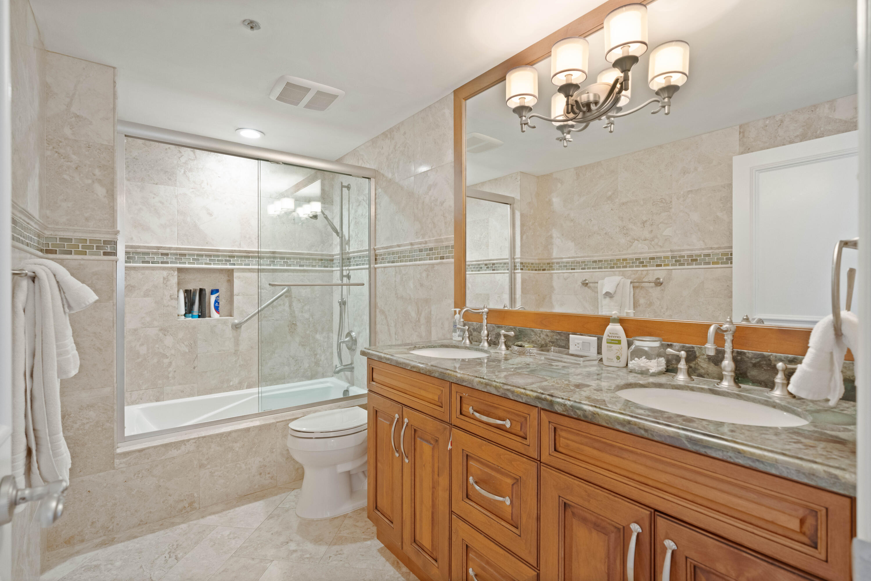 2000 Florida A1A, Unit 405 Jupiter, FL 33477 - Photo 21 of 39 _MLP1342