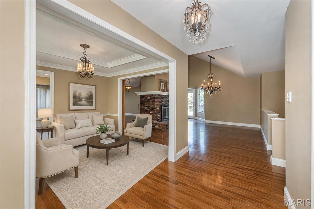 159 Spring Oaks Drive Ballwin, MO 63011 - Photo 5 of 49