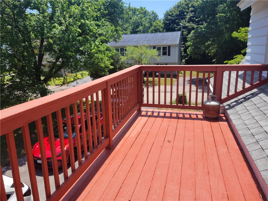 395 Bradford Road Westerly, RI 02808 - Photo 21 of 24
