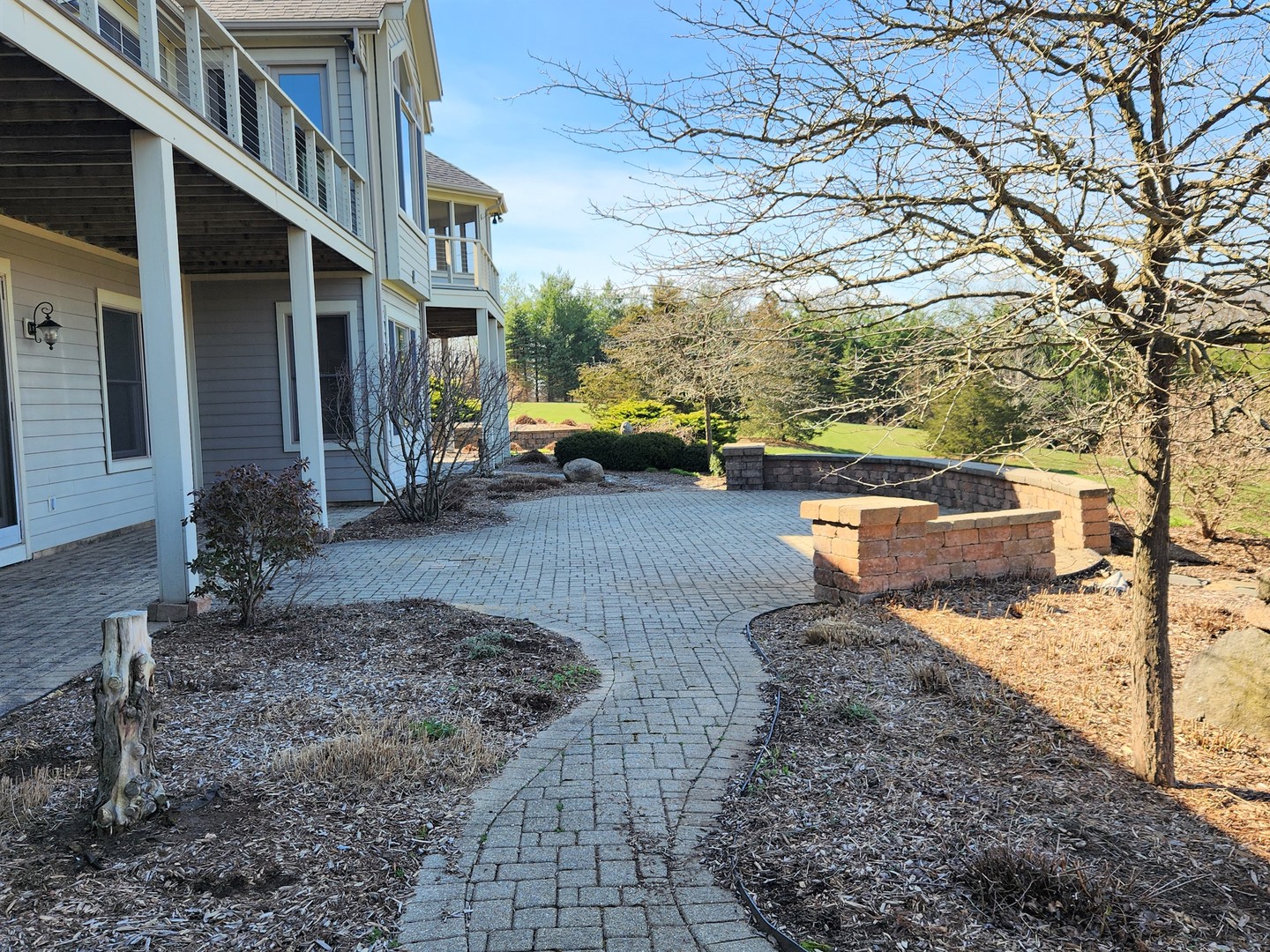 10701 Knickerbocker Road Harvard, IL 60033 - Photo 37 of 46 a view of a couches in the patio of the house