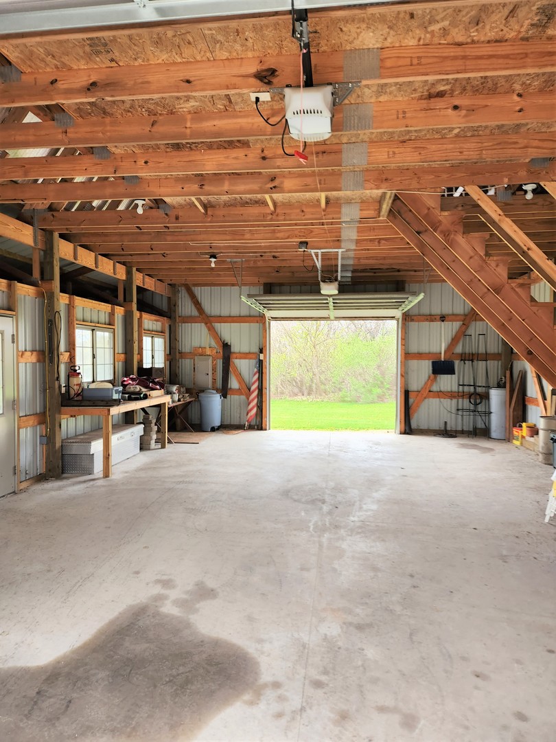 10701 Knickerbocker Road Harvard, IL 60033 - Photo 46 of 46 a view of a room with gym equipment