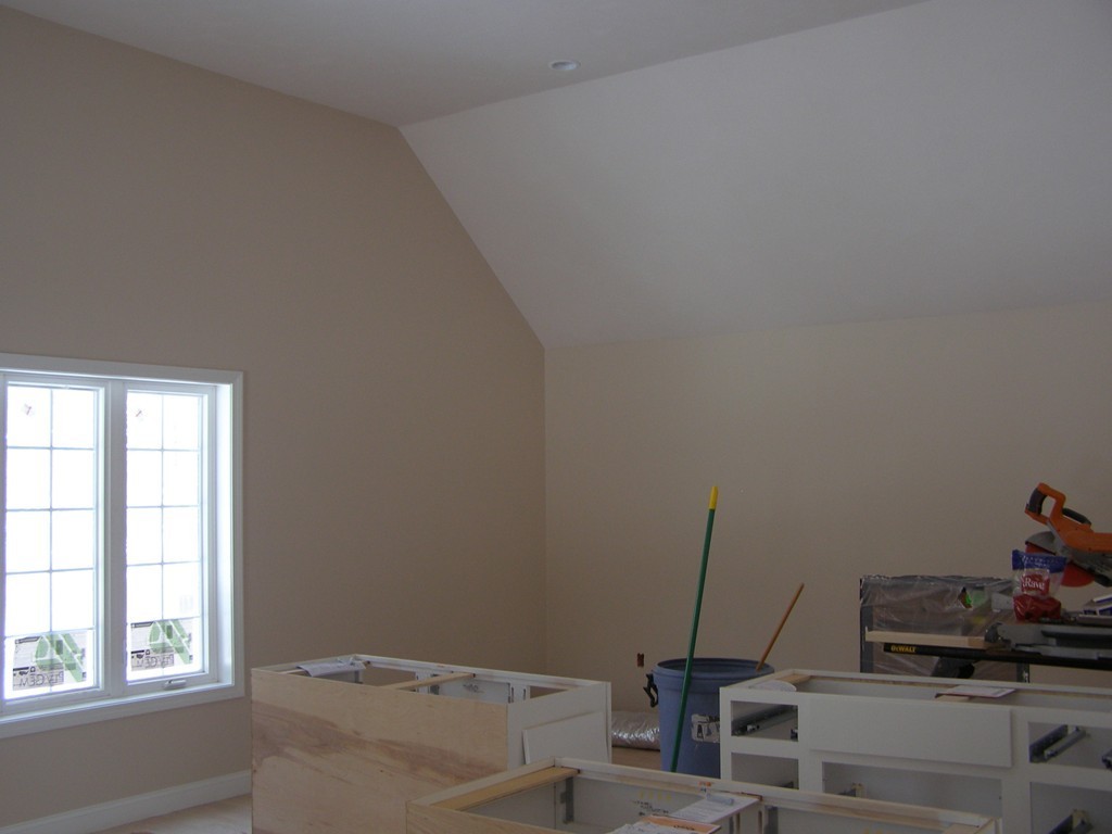 17 Maple Road North Reading, MA 01864 - Photo 5 of 6 Gallery Image 5