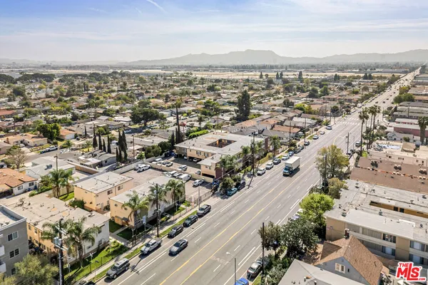 $6,395,000 | 7442 Vineland Avenue, Sun Valley, CA 91352