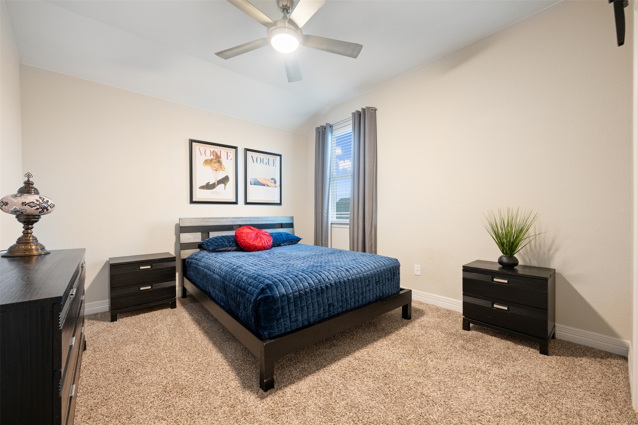 2501 Costera Street Leander, TX 78641 - Photo 20 of 40 Upstairs bedroom just off the game room.