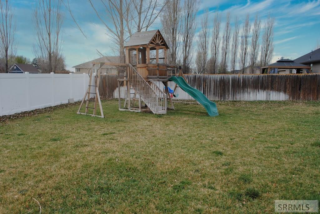 3600 Hyrum Drive Idaho Falls, ID 83401 - Photo 10 of 45