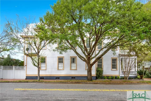 $5,100 | 201 West Gwinnett Street, Savannah, GA 31401