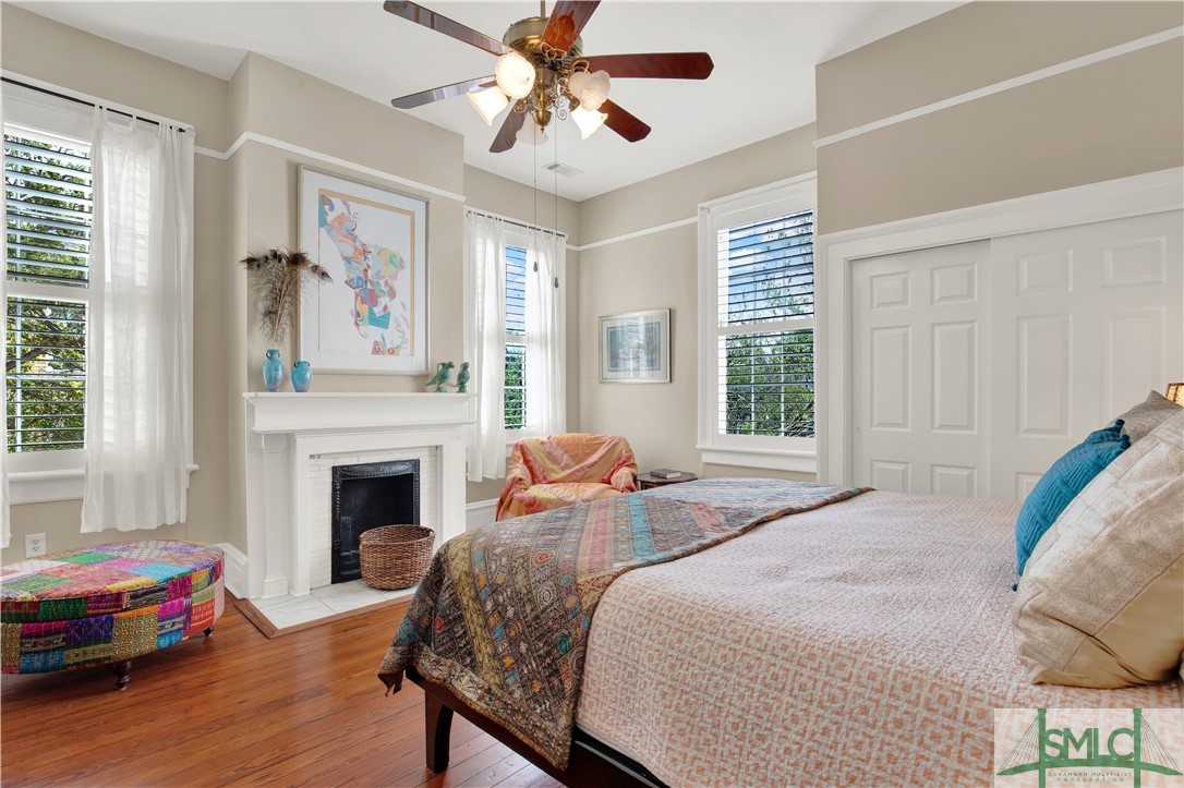 201 West Gwinnett Street Savannah, GA 31401 - Photo 5 of 44