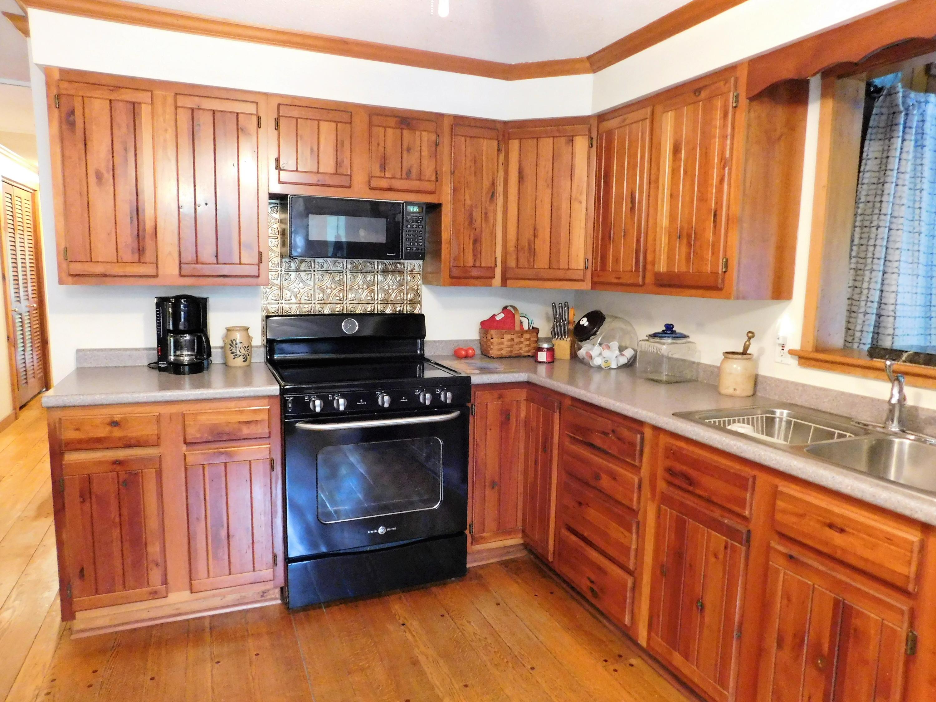 18 Swett Road Windham, ME 04062 - Photo 14 of 49 Kitchen