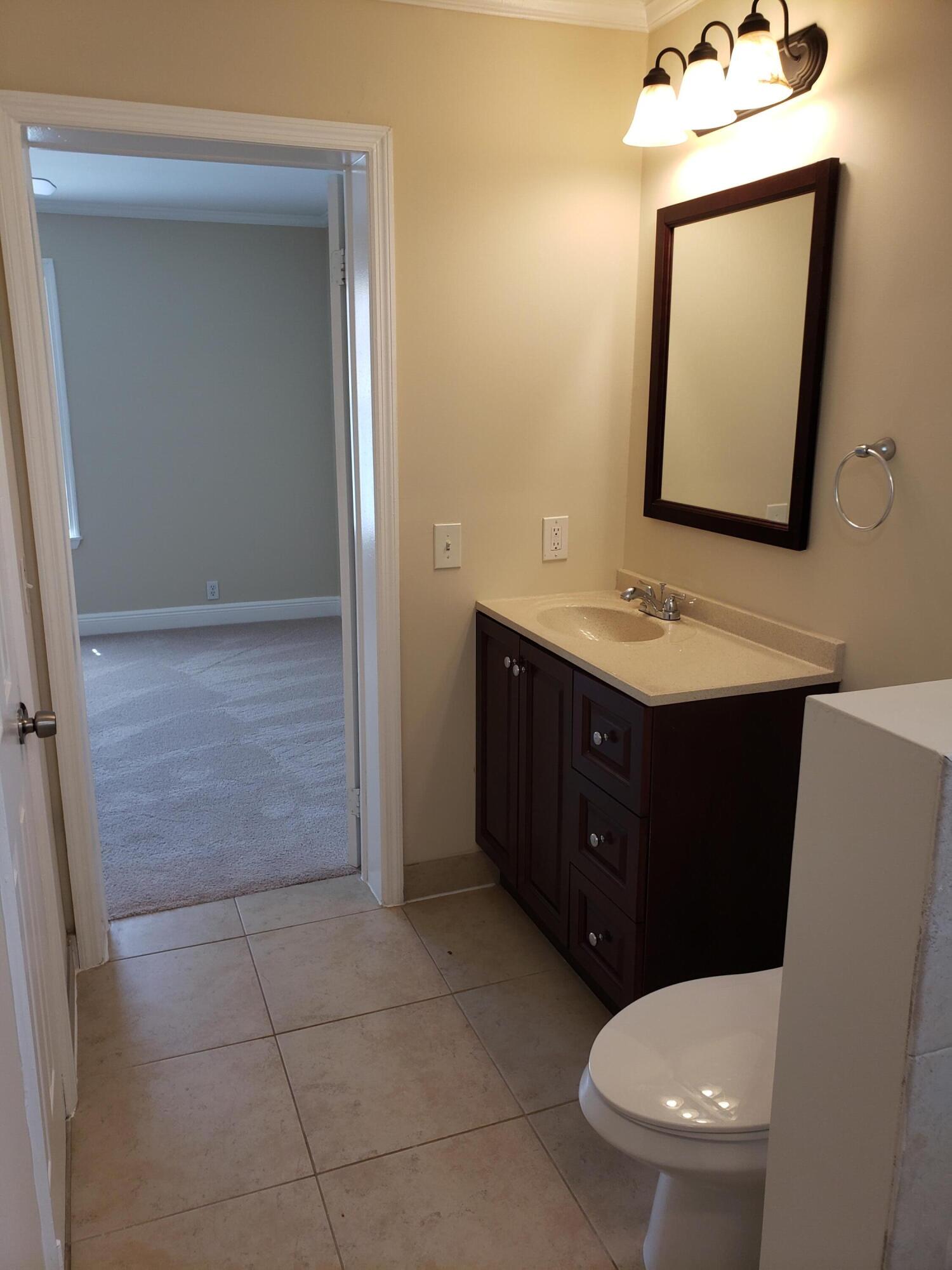 1501 West 19th Street Riviera Beach, FL 33404 - Photo 25 of 36 20220512_152147