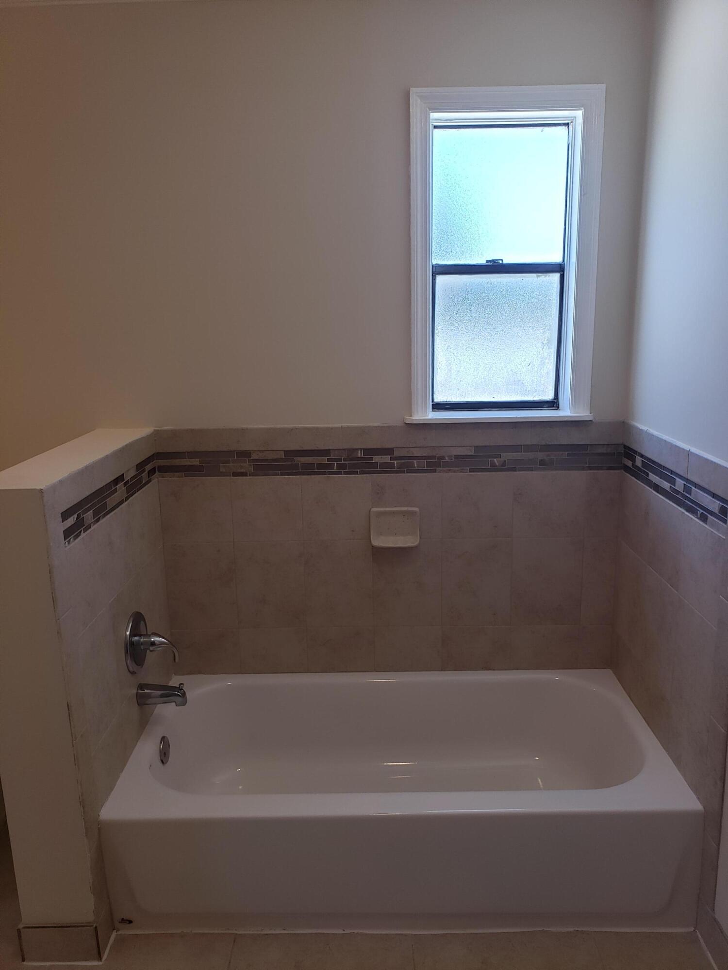 1501 West 19th Street Riviera Beach, FL 33404 - Photo 27 of 36 20220512_152159
