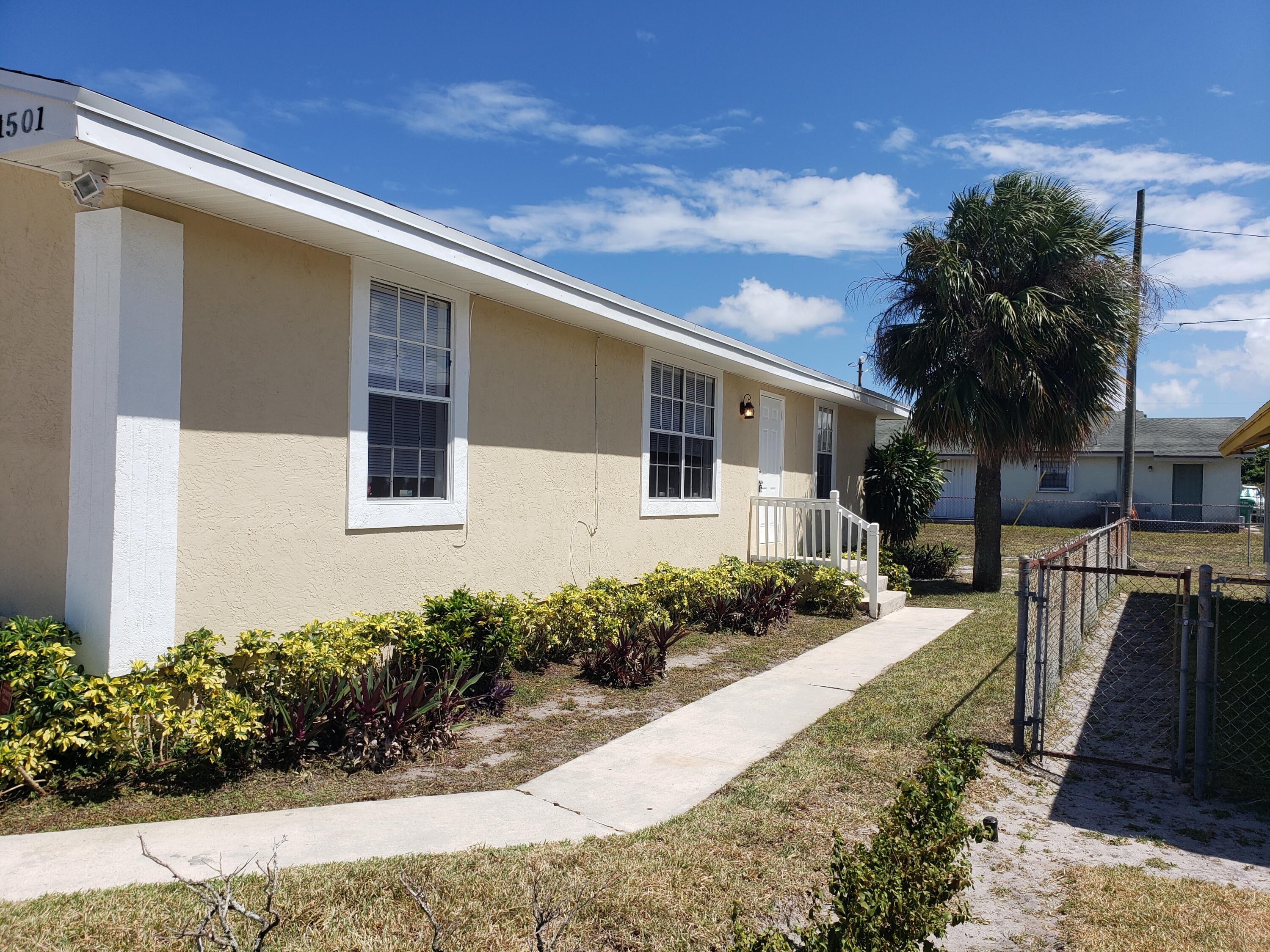 1501 West 19th Street Riviera Beach, FL 33404 - Photo 7 of 36 20220512_150858