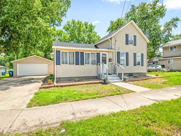 $240,000 | 29 West Main Street, Amboy, IL 61310