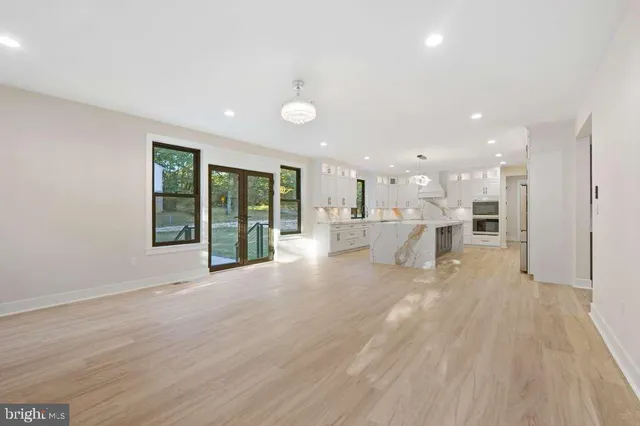 $2,195,995 | 9900 Barbara Ann Lane, Fairfax, VA 22032