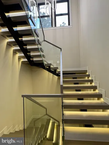 $2,195,995 | 9900 Barbara Ann Lane, Fairfax, VA 22032