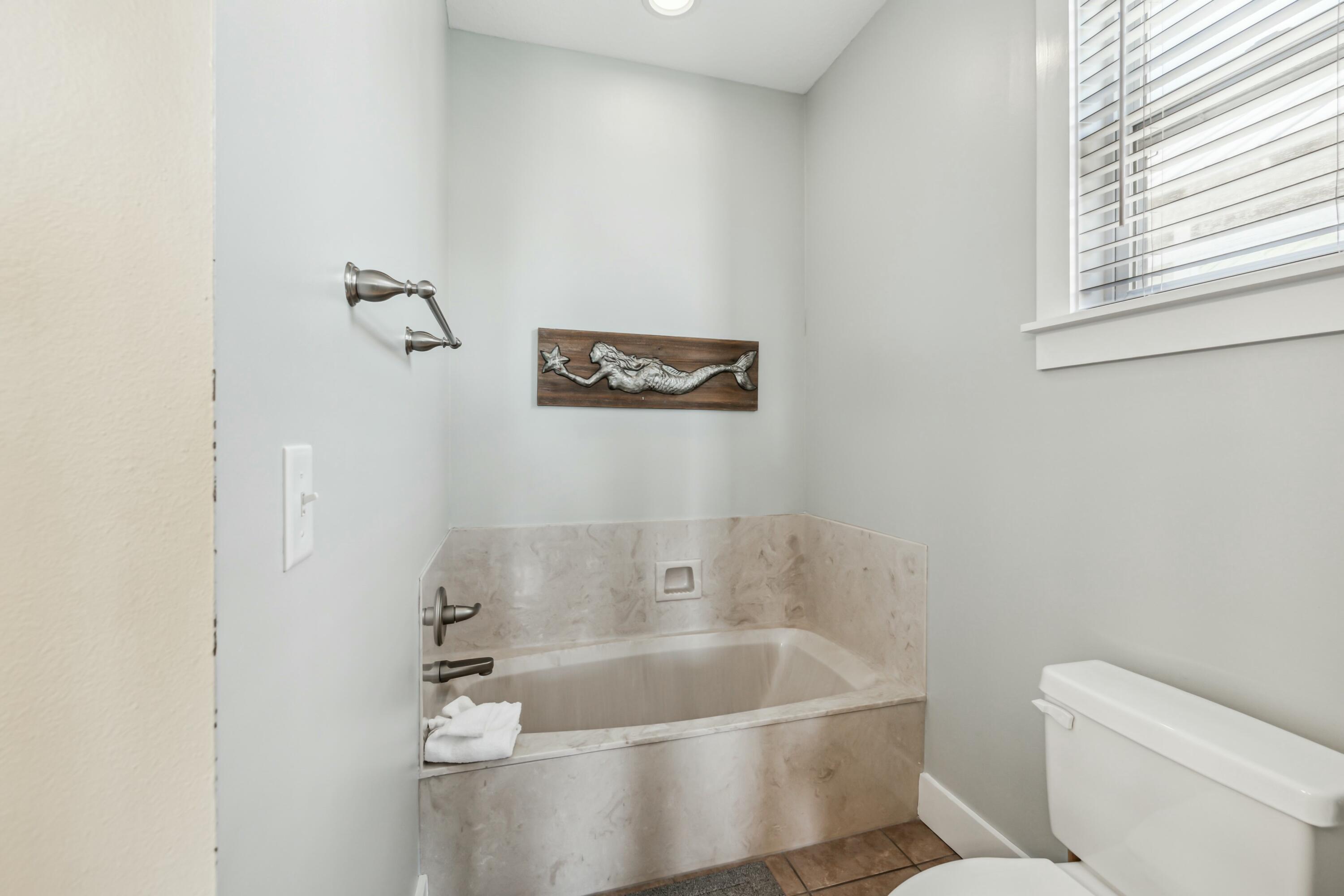 74 Blue Dolphin Loop Seacrest, FL 32461 - Photo 40 of 52 3rd floor primary bath