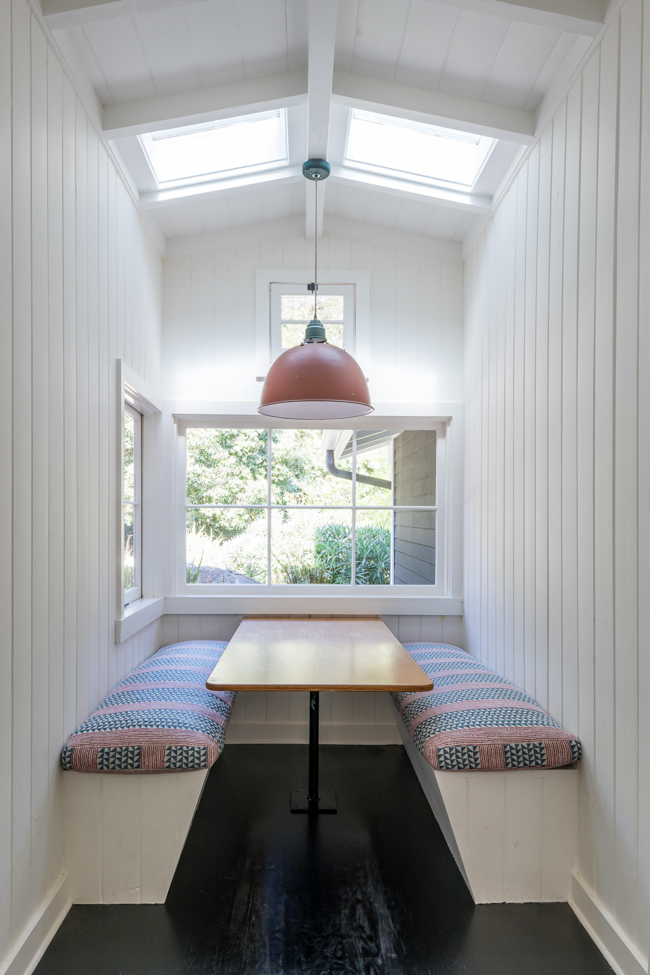 2860 East Valley Road Montecito, CA 93108 - Photo 19 of 42 2860EastValley__LoRes (18 of 44)