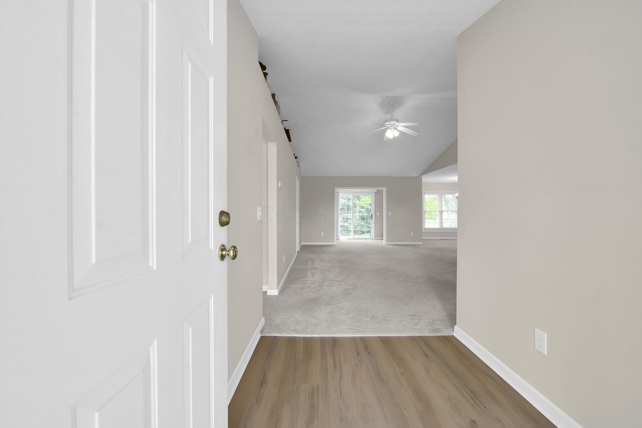 6218 Country Side Road Plain City, OH 43064 - Photo 5 of 28 Entrance