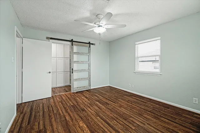 $2,600 | 1190 Sailfish Street, Bayou Vista, TX 77563