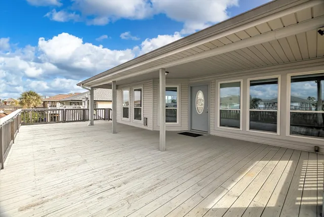 $2,600 | 1190 Sailfish Street, Bayou Vista, TX 77563